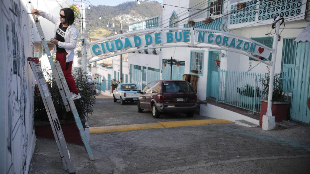 El Maquillaje De La Ciudad De Buen Coraz N Contra Corriente