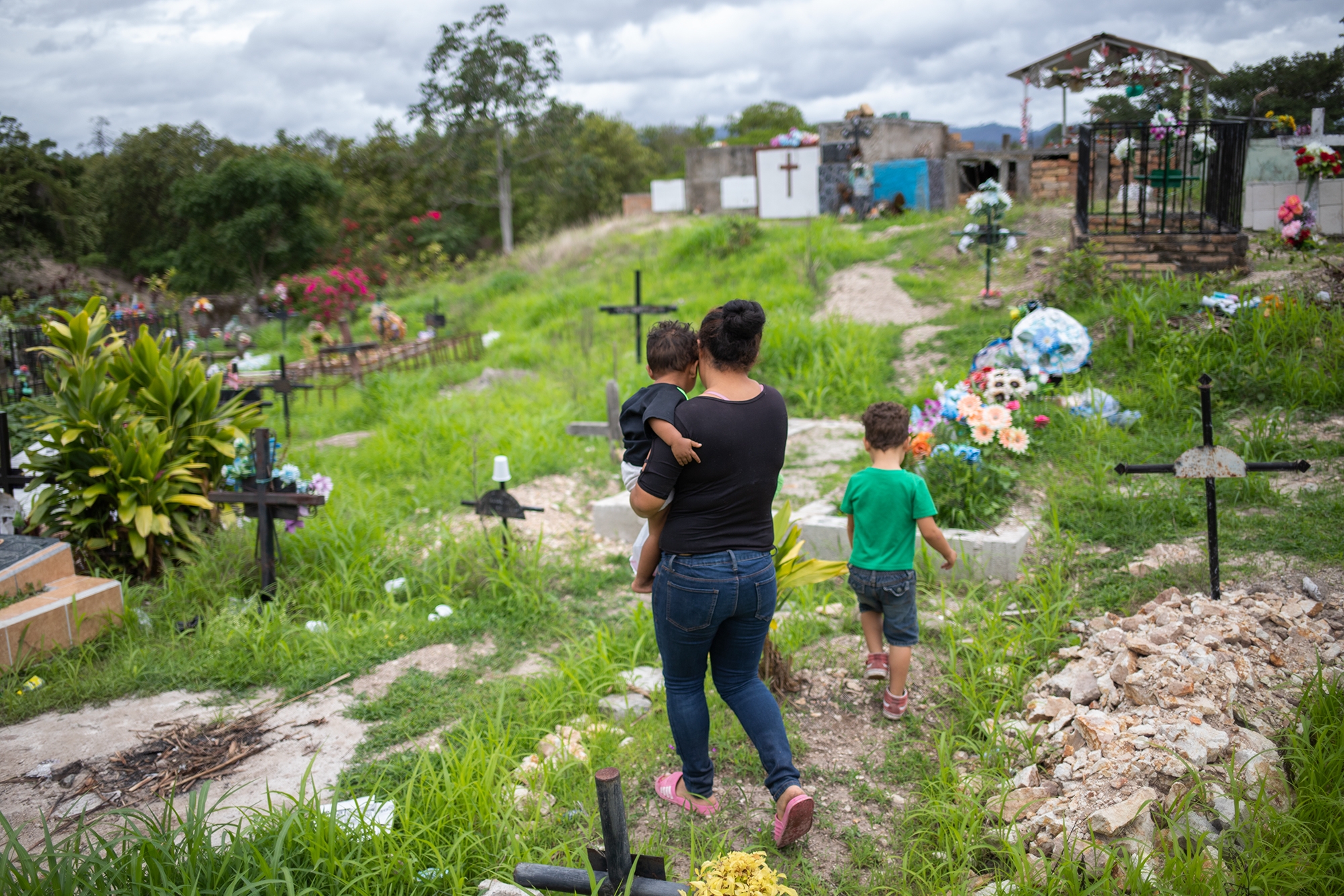 Cementerio Cedros, Cedros, Francisco Morazán | mortalidad infantil | significado | materna | en Honduras | en Honduras 2020 | 2021 | "mortalidad materna en honduras" | mortalidad infantil