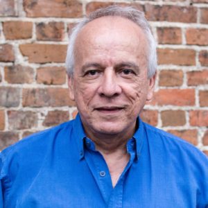 Julio Escoto | Escrito hondureño | cuentos en Honduras | mejor escritor en Honduras