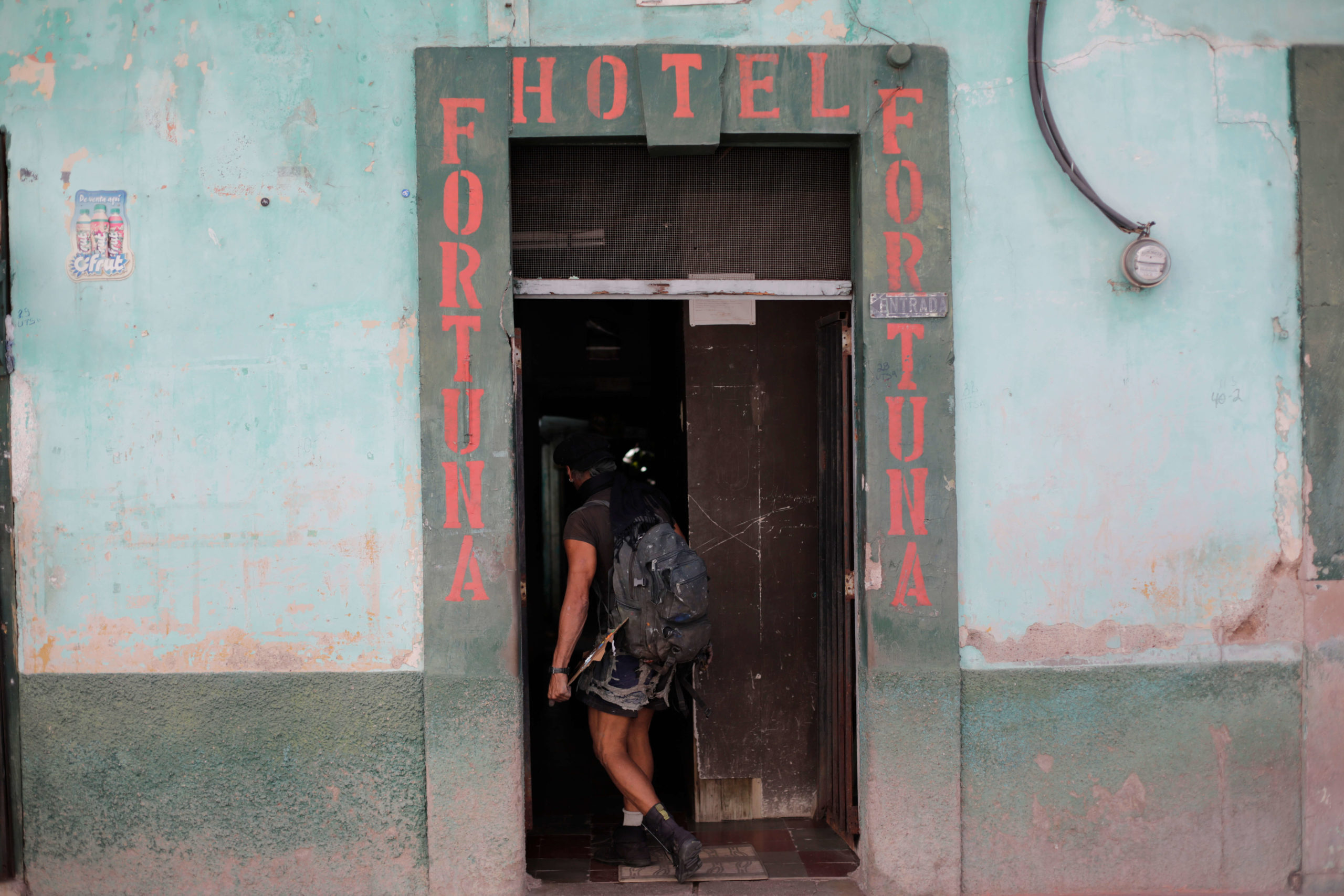«No conozco a nadie en Honduras, llegué y busqué a los vagabundos quienes saben manejarse en las calles y con quienes me identifico», cuenta tote. Foto CC/Jorge Cabrera