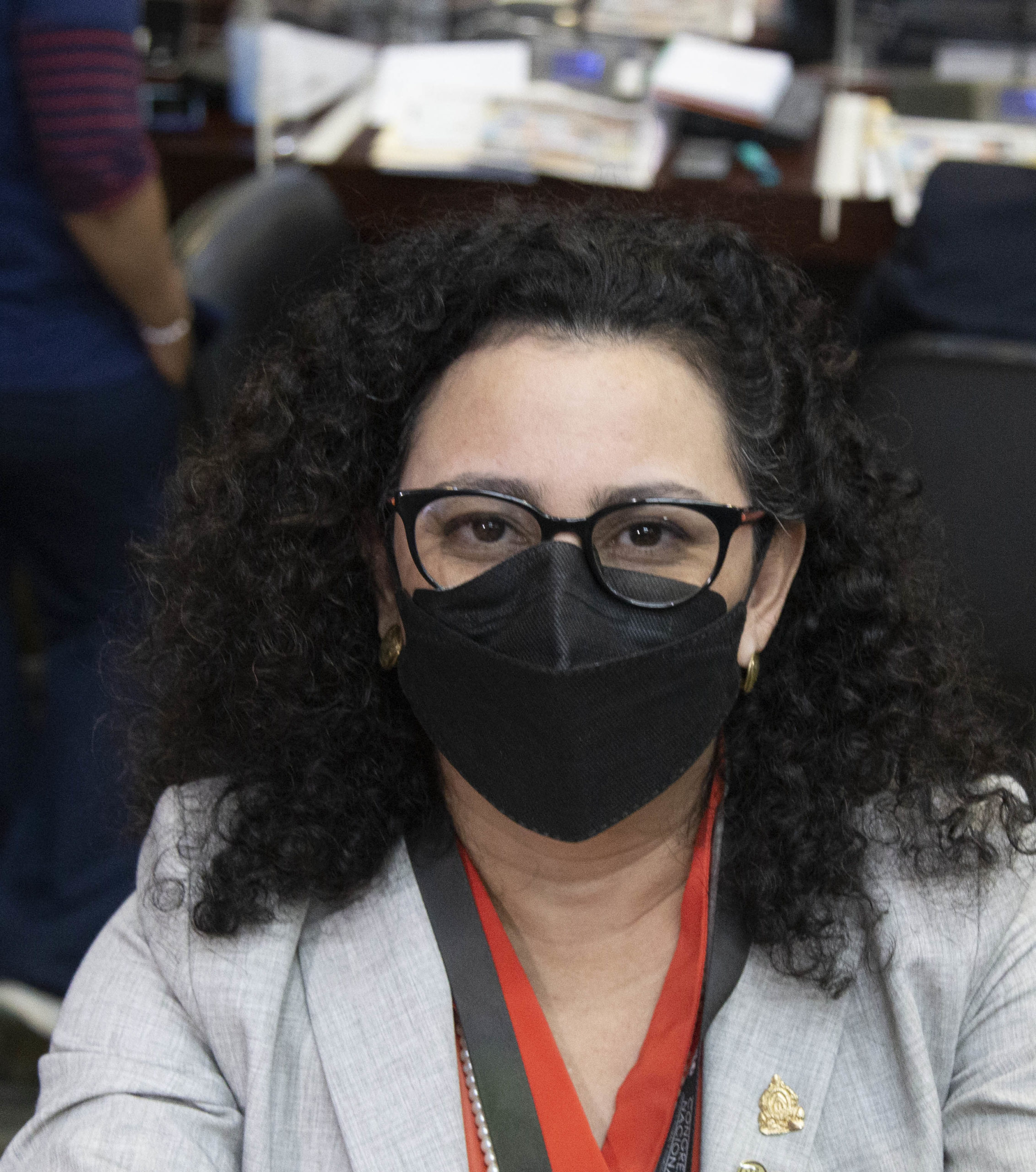 Ligia Ramos, diputada por el Partido Salvador de Honduras (PSH), asegura que desde el Congreso Nacional se han realizado acciones para nombrar a personal de primera línea contra la covid19 lo antes posible