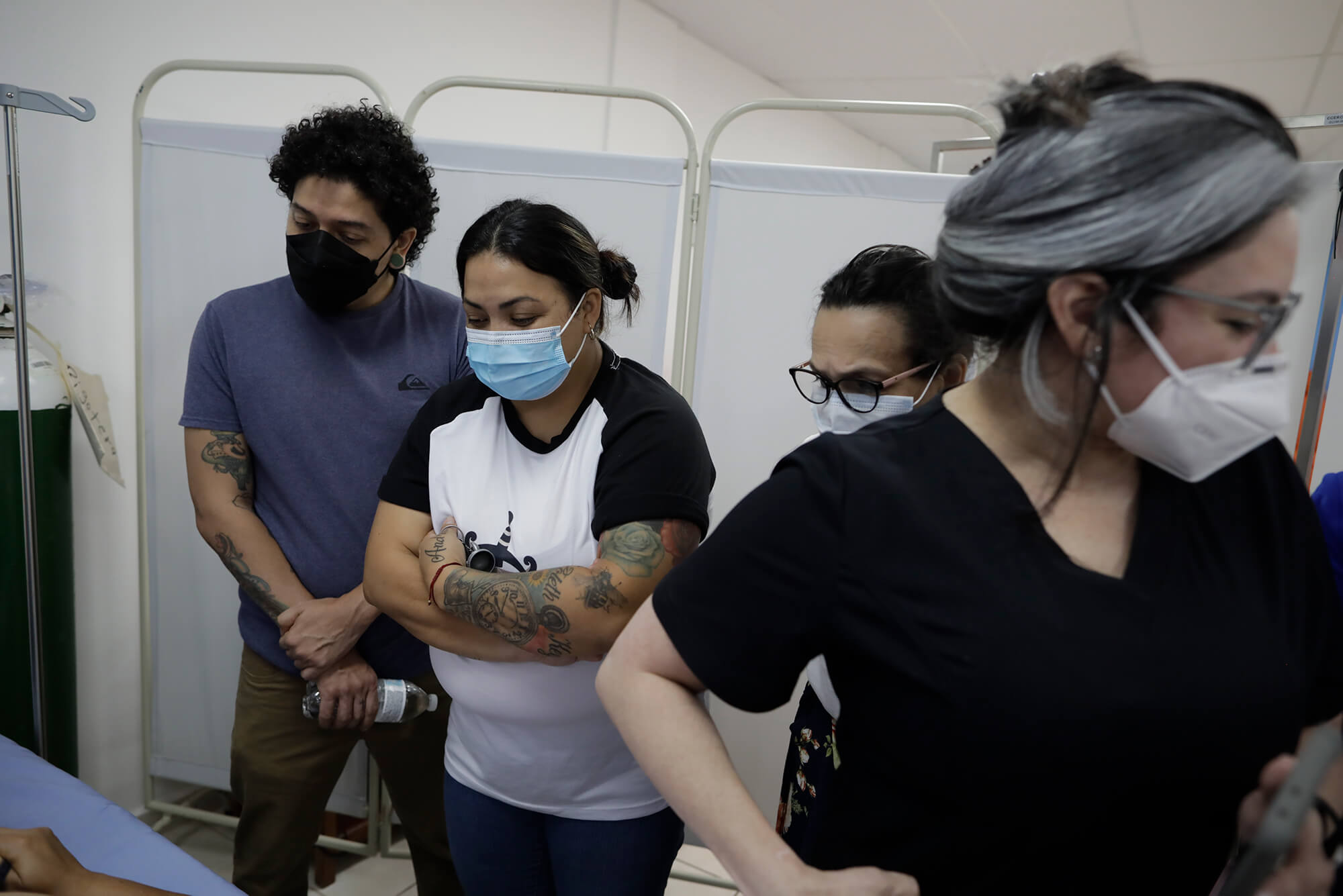 Tatuadores de Honduras hicieron parte del momento de aprendizaje para seguir el proyecto del tatuador argentino. Foto CC/Jorge Cabrera