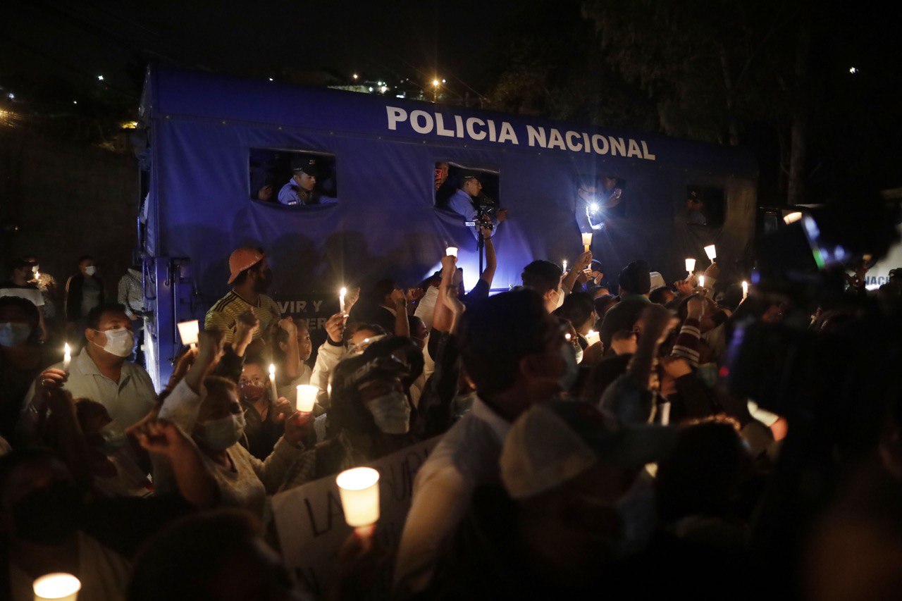 raíces del narcotráfico en la Policía Nacional de Honduras Honduras’ National Police