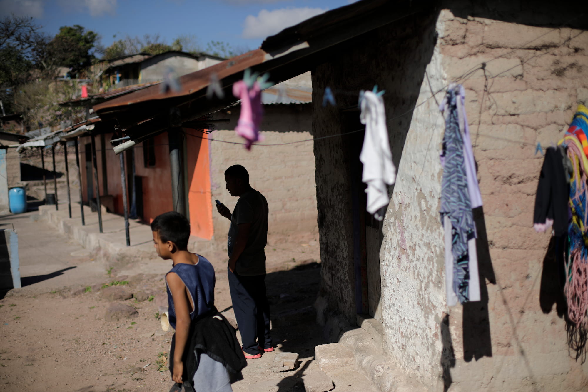 secuestrados en México migrantes rescatados solicitar refugio en los Estados Unidos Familiares de hondureños rescatados en México piden apoyo para solicitar refugio en los Estados Unidos2023
