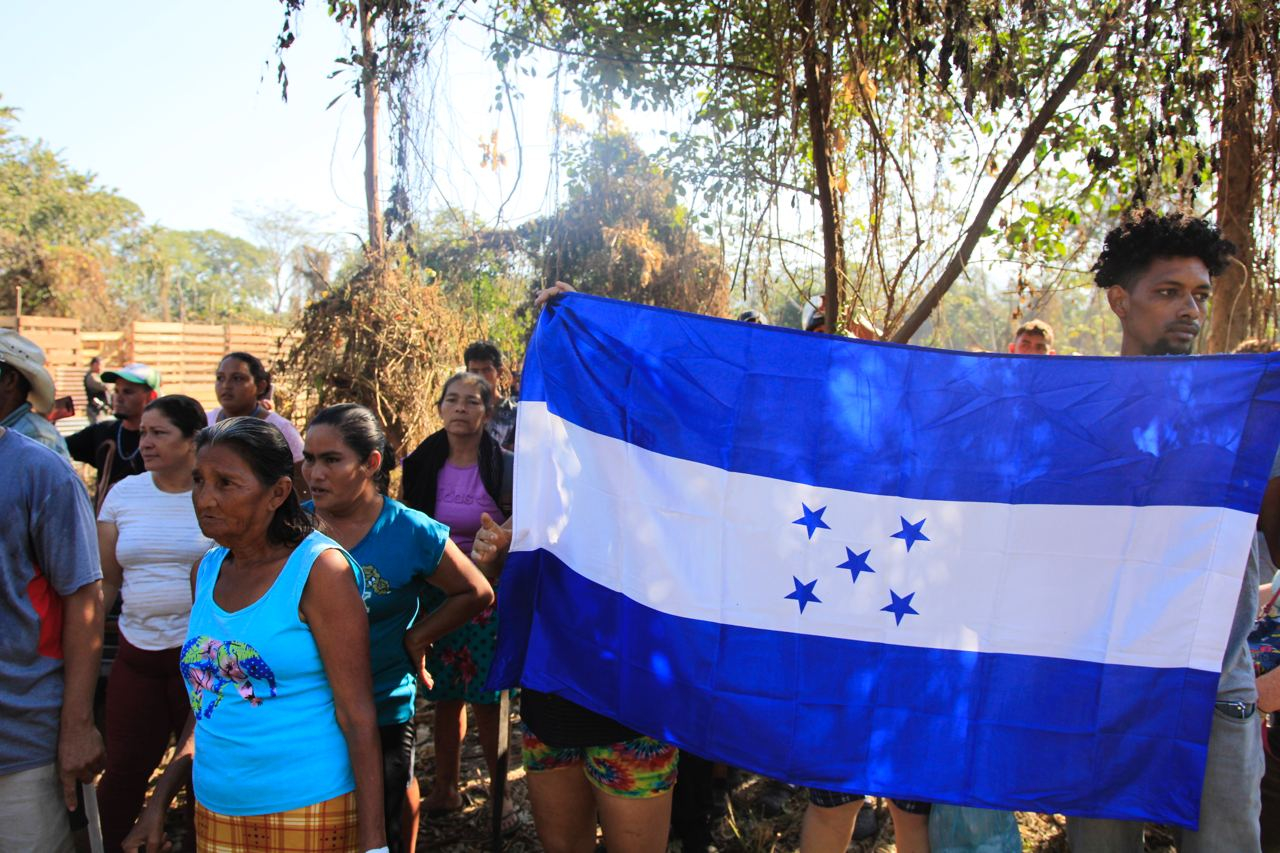 Unas 150 familias de los bordos de San Pedro Sula han tomado la reserva del Acuífero de Sunseri. Foto CC/Amílcar Izaguirre