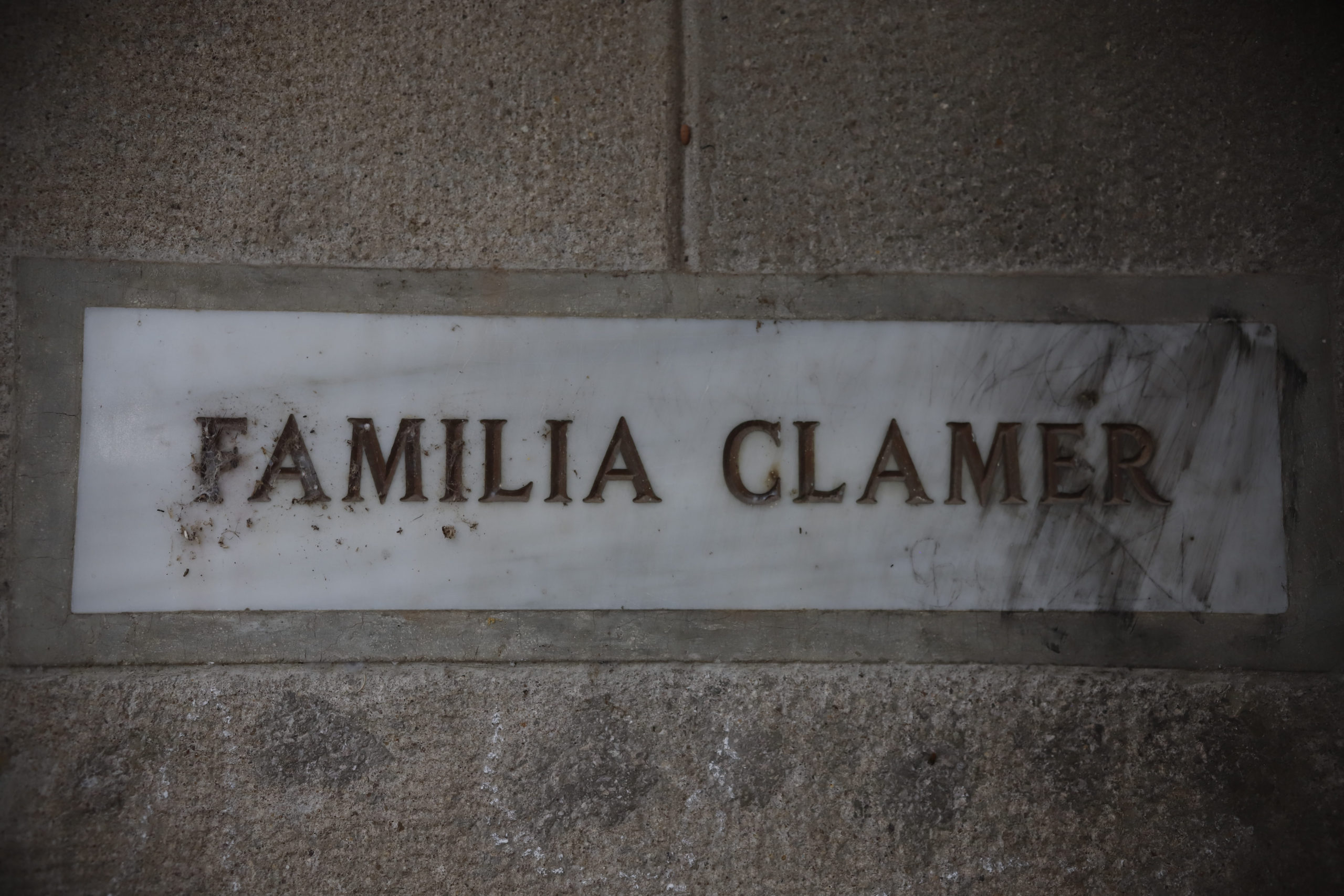 Detalle del mausoleo de la familia Clamer. Foto CC/Fernando Destephen.