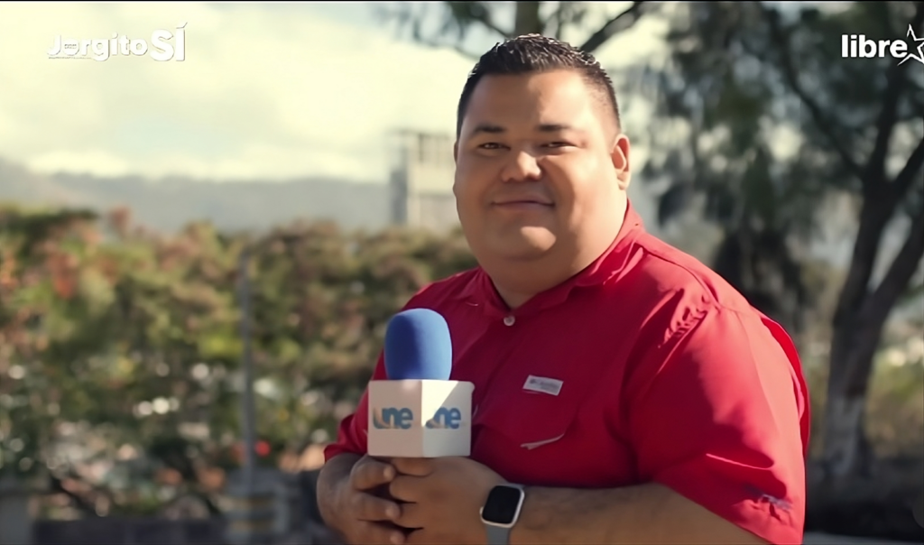 En su cuenta oficial en Instagram, Estrada Baca promueve su precandidatura aludiendo a su doble rol como comunicador y político. Captura de imagen tomada de su cuenta oficial.