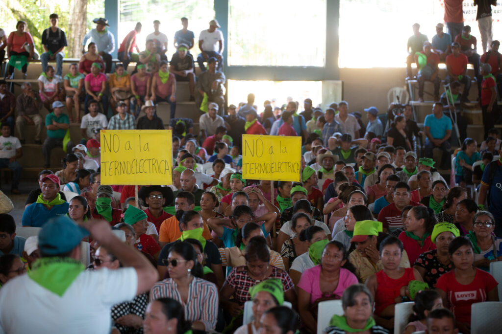 2023-12-09-Tocoa-Colón-Cabildo1 - Contra Corriente
