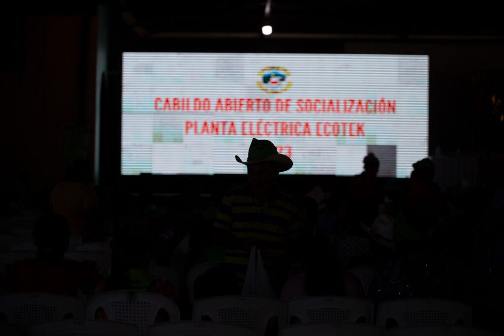 2023-12-09-Tocoa-Colón-Cabildo2 - Contra Corriente
