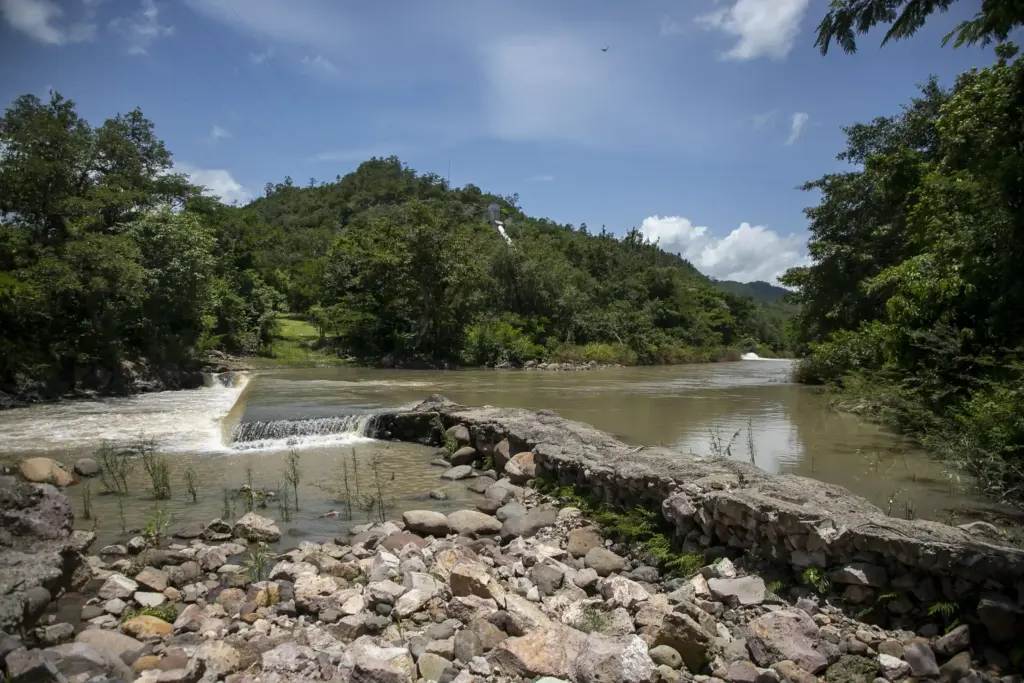 Hidroeléctrica Sazagua La Paz 2 - Contra Corriente