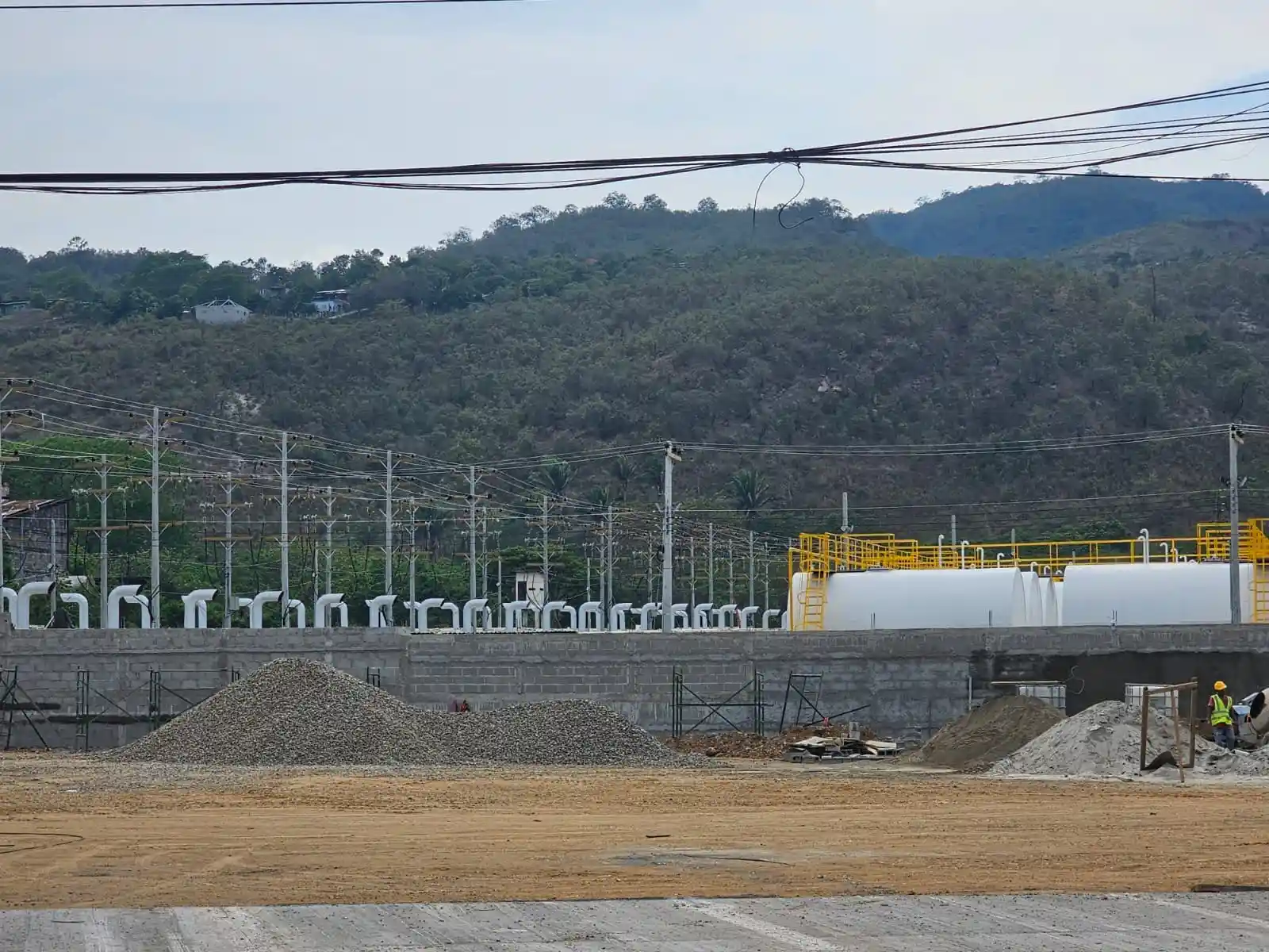 Imagen panorámica de la planta térmica - Contra Corriente