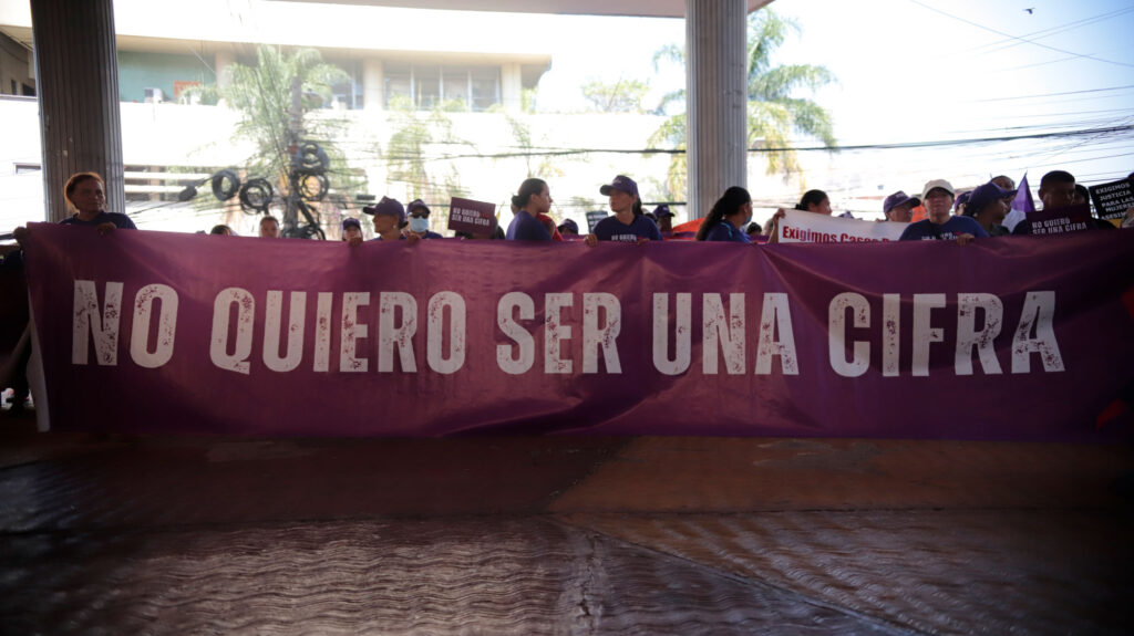 2024-03-07-Mujeres-Protesta-BajosCN-TGU - Contra Corriente
